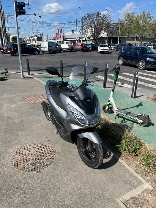 De vanzare Scuter Honda PCX 150 - for sale