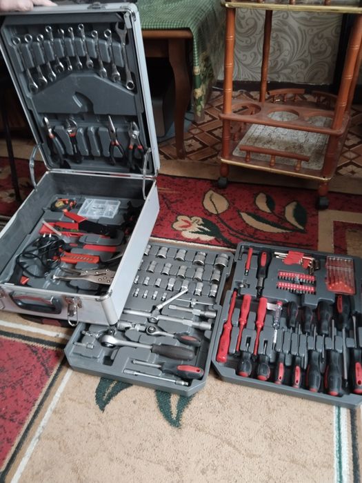 Ремонтный набор и сварочный аппарат