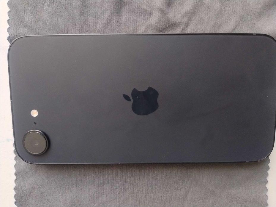 Iphone 16e Black 128 GB