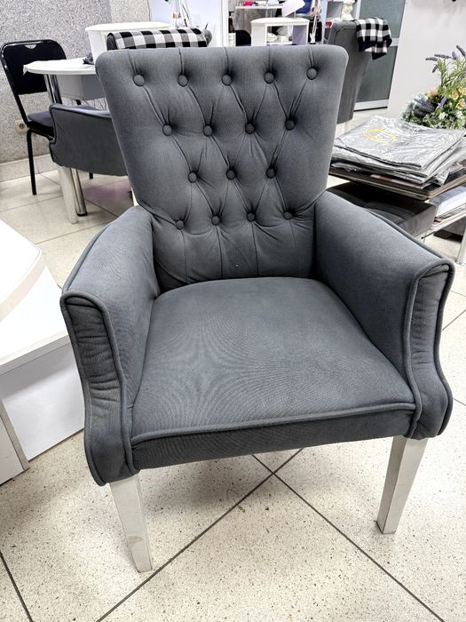 Стул для салона в хорошем качестве