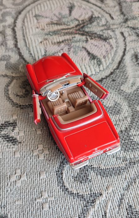 (Machete) Masinute metalice impecabile