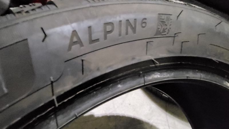 205/55/19 MICHELIN 2бр