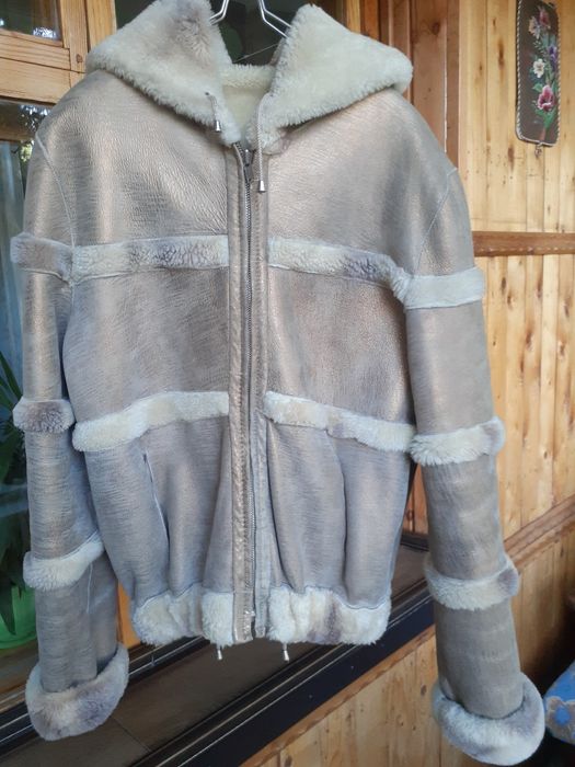 Дубленка женская натуральная 46 размер
