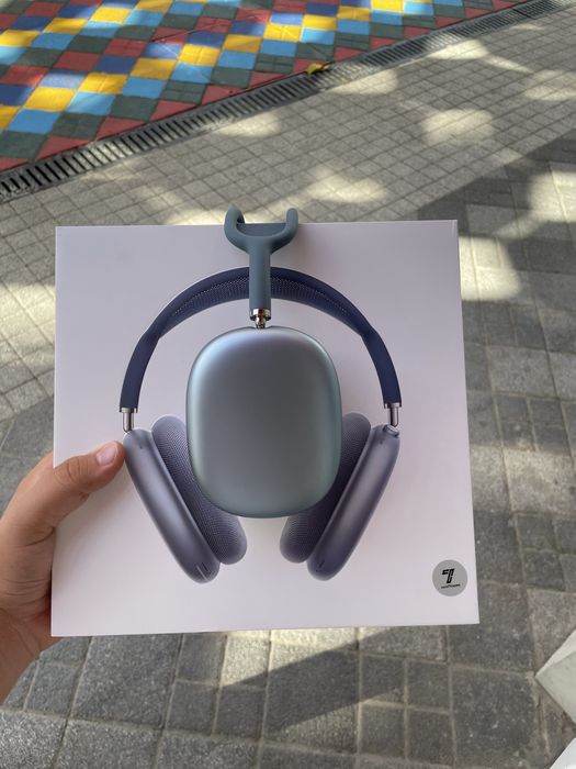 AirPods Max :with smart case: