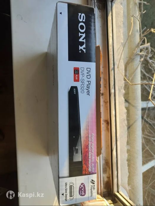 DVD-плеер Sony DVP-SR320