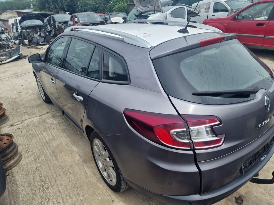 Dezmembram Renault Megane 3, an 2011, 1.5 DCI, euro 5, cutie automata