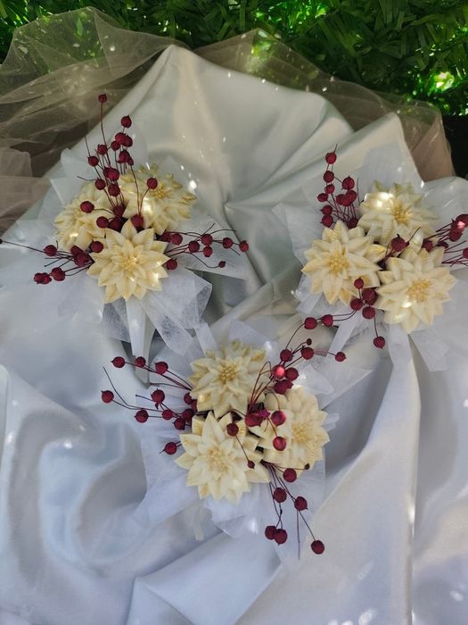 Букет с цветя от соев восък