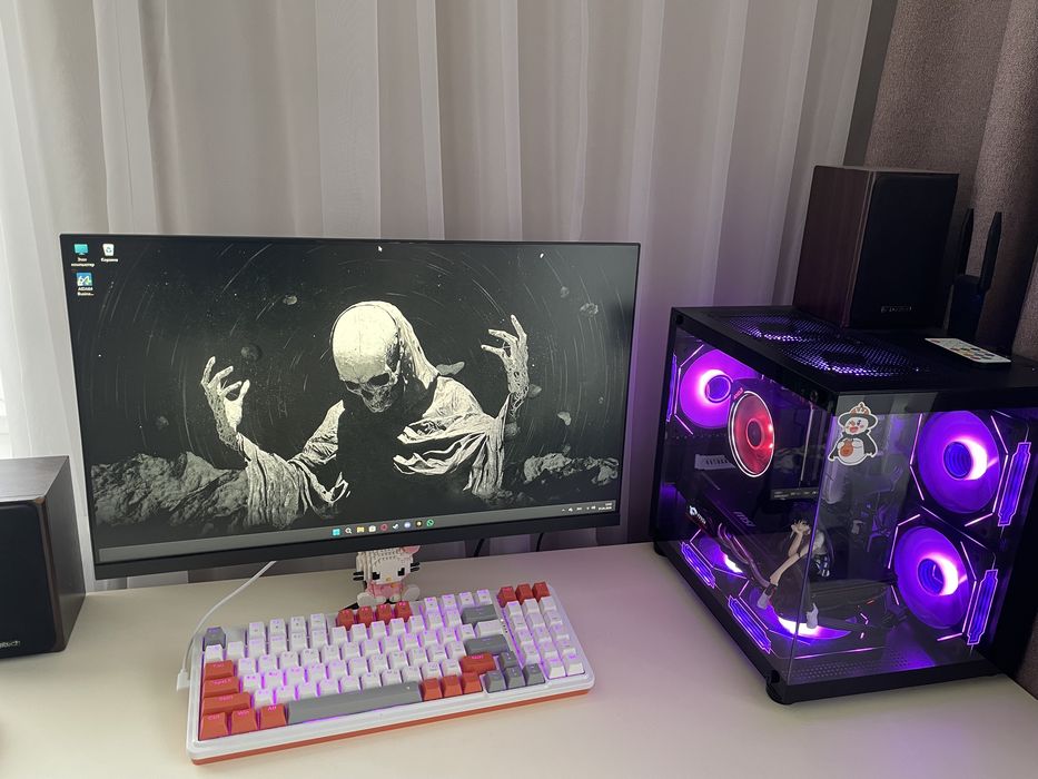 Игровой компьютер с монитором