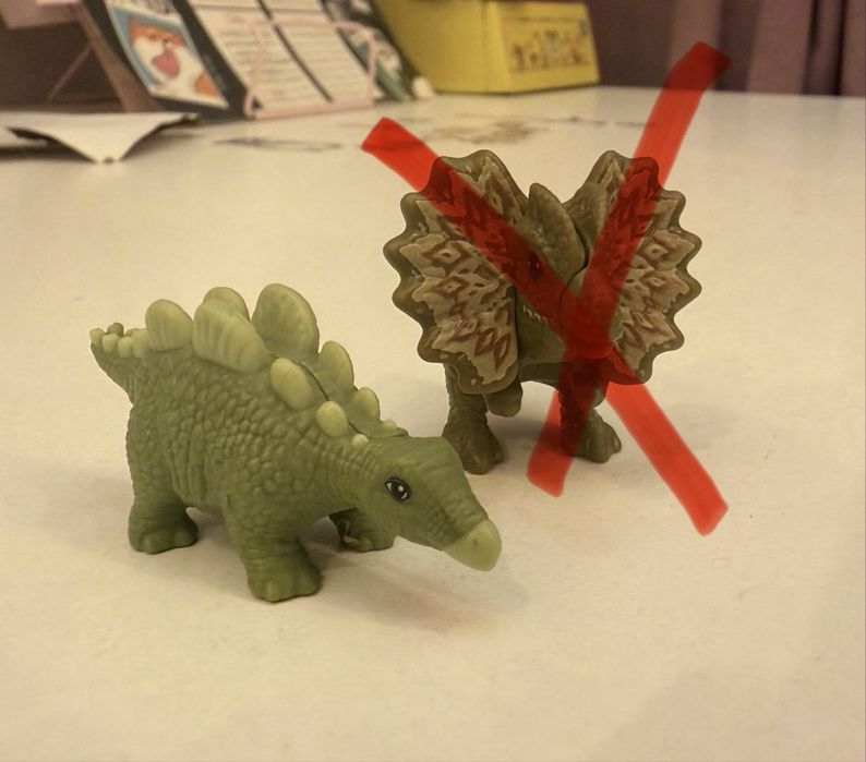 Kinder киндер динозавры