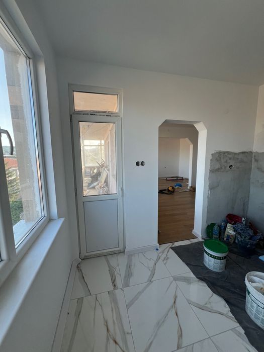 Панорамен,многостаен апартамент,на 50м.- детска градина,хр.магазин