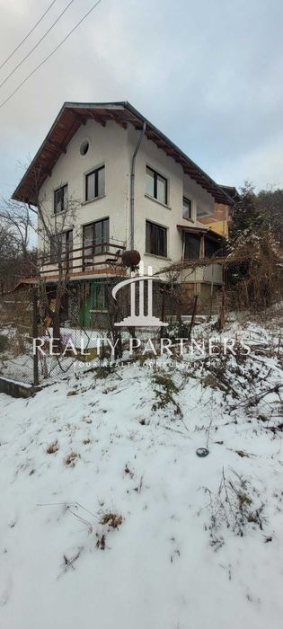 Продава се Къща в с. Сирищник, Област Перник - 130 кв.м за 267 €/кв.м - Снимка #14