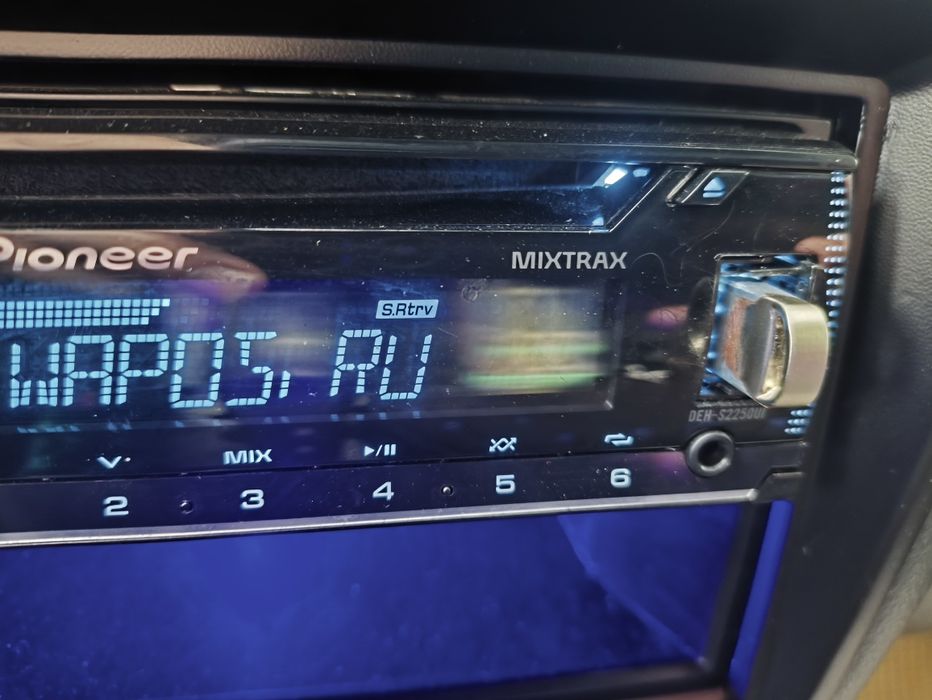 Автомагнитола Pioneer DEH-S220UI
