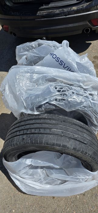 Продам шины 225/55R19