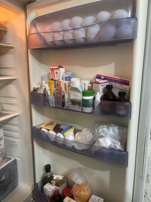 Продам холодильник