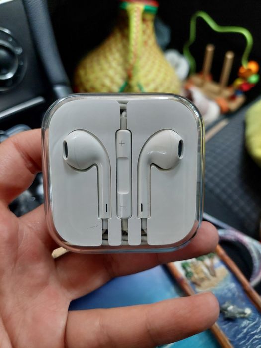 Apple слушалки, втора ръка