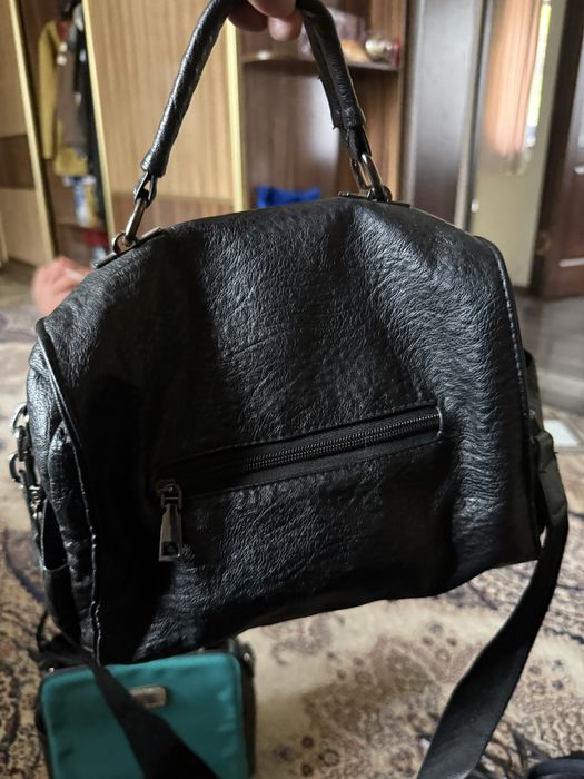 Продам женские сумочки