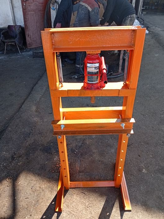 Прес гидравлический