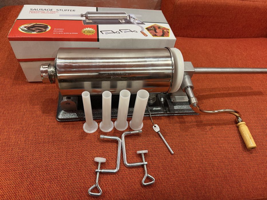 Хоризонтална Пълначка за Месо