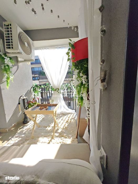 Apartament cu balcon 59mp, lift și garaj în Buna Ziua