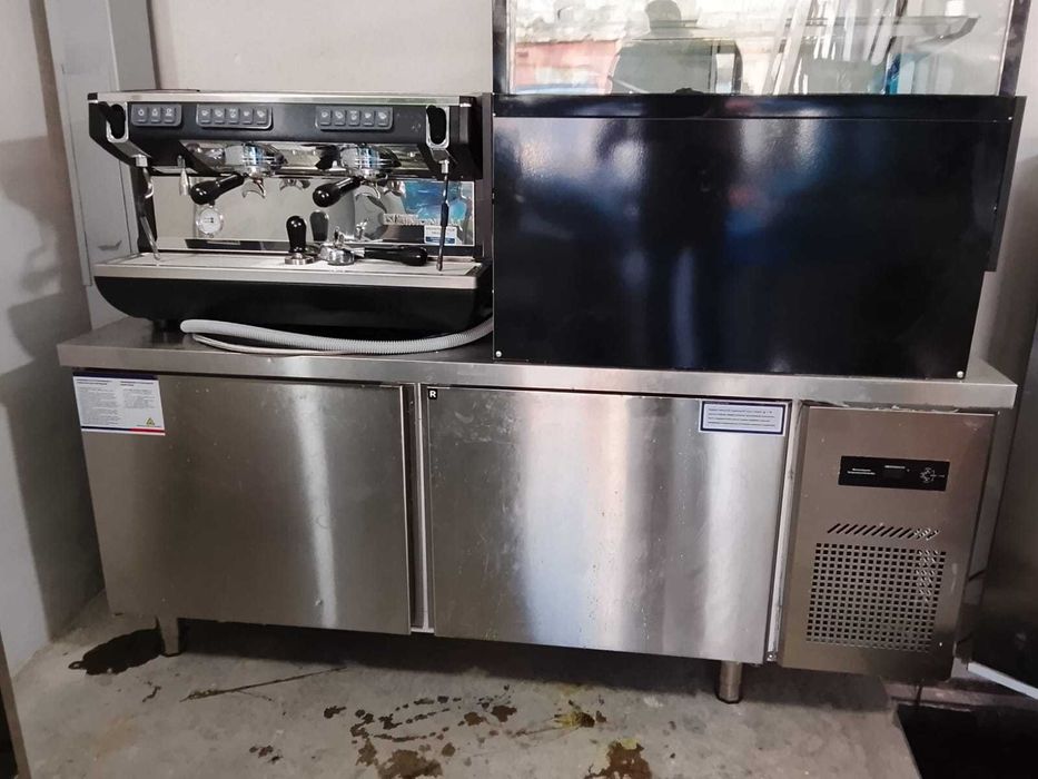Распродажа оборудования для кафе, пекарни и ресторанов