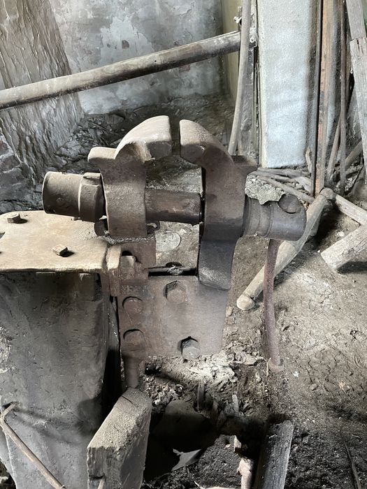 Menghină de fierărie