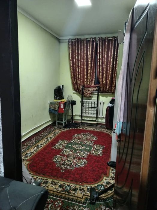 Ахунбабаевский массив за канал 2 хонали уй  сотилади