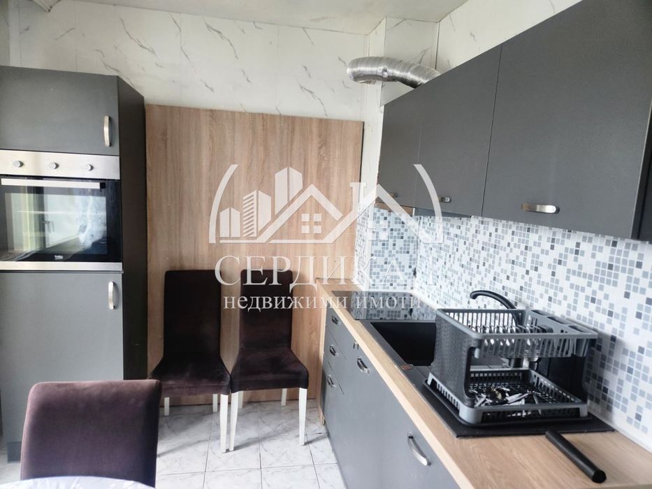 Дава се под наем Тристаен апартамент в София, Люлин 9 - 90 кв.м за 698.19 € - Снимка #2