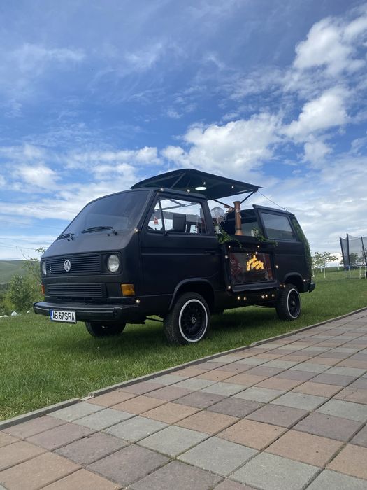 Bar mobil pentru evenimente de inchiriat