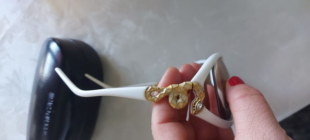 Roberto Cavalli  Dolce gabanna  Gucci