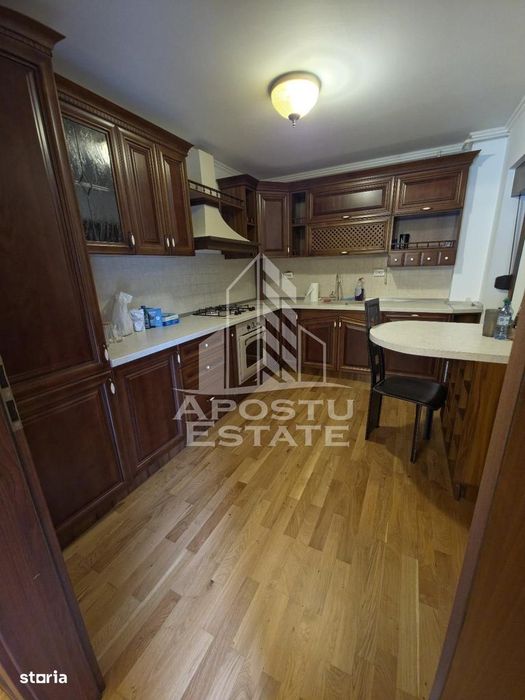 Duplex 400 mp utili, 4 parcari, pretabil birouri si locuinta, Fabric