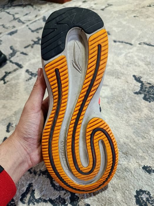 Кросовки li ning 100 тыс размер 40