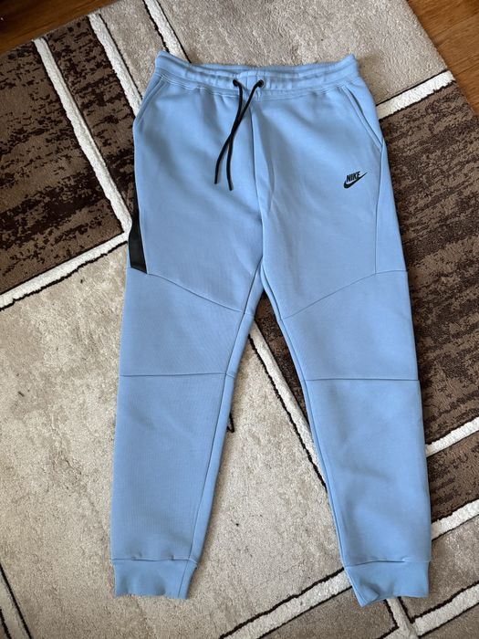 Pantaloni trening nike