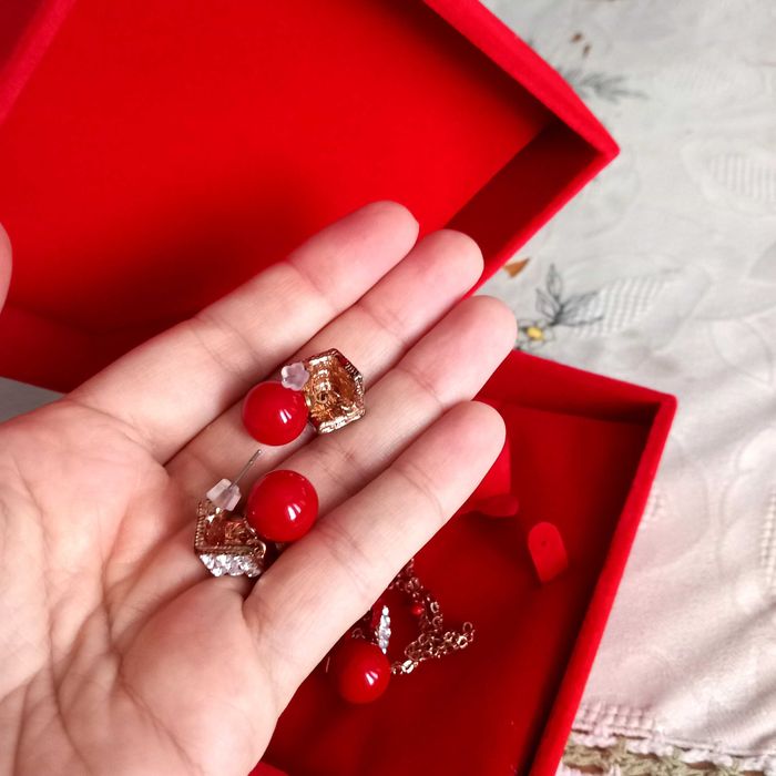 Комплект елегантни бижута