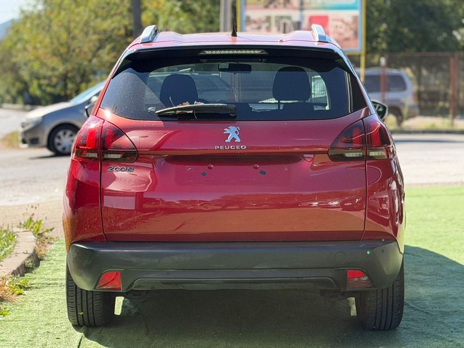 Peugeot 2008 și în rate