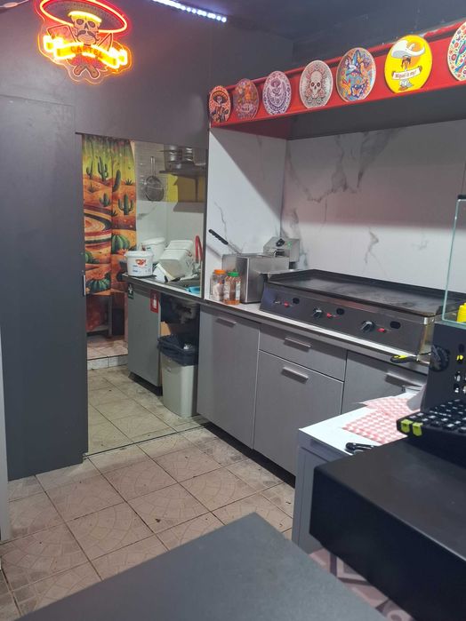 Продава се работещ бизнес в центъра на Русе ,,Mexican food Cartel"