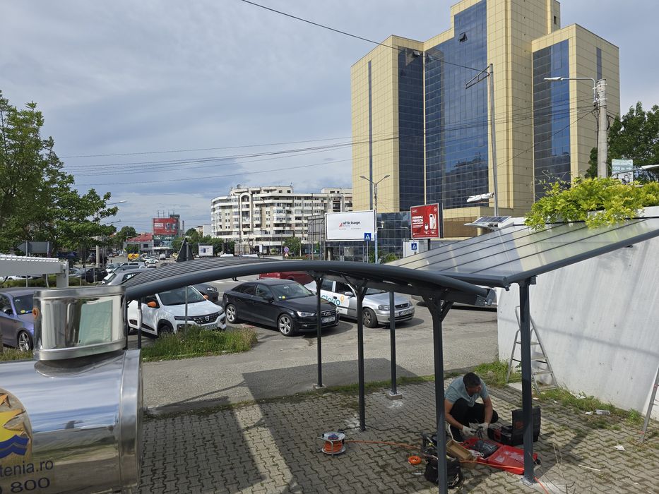 Pergola aluminiu acoperită cu policarbonat