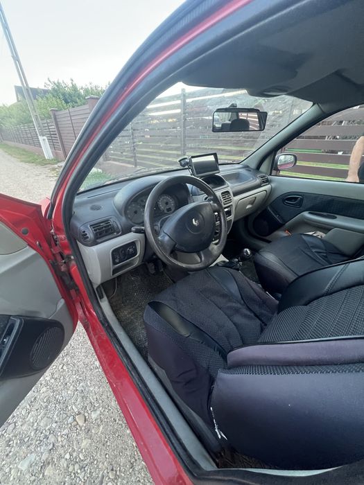 Renault - 2005 stare perfecta , acte in regula