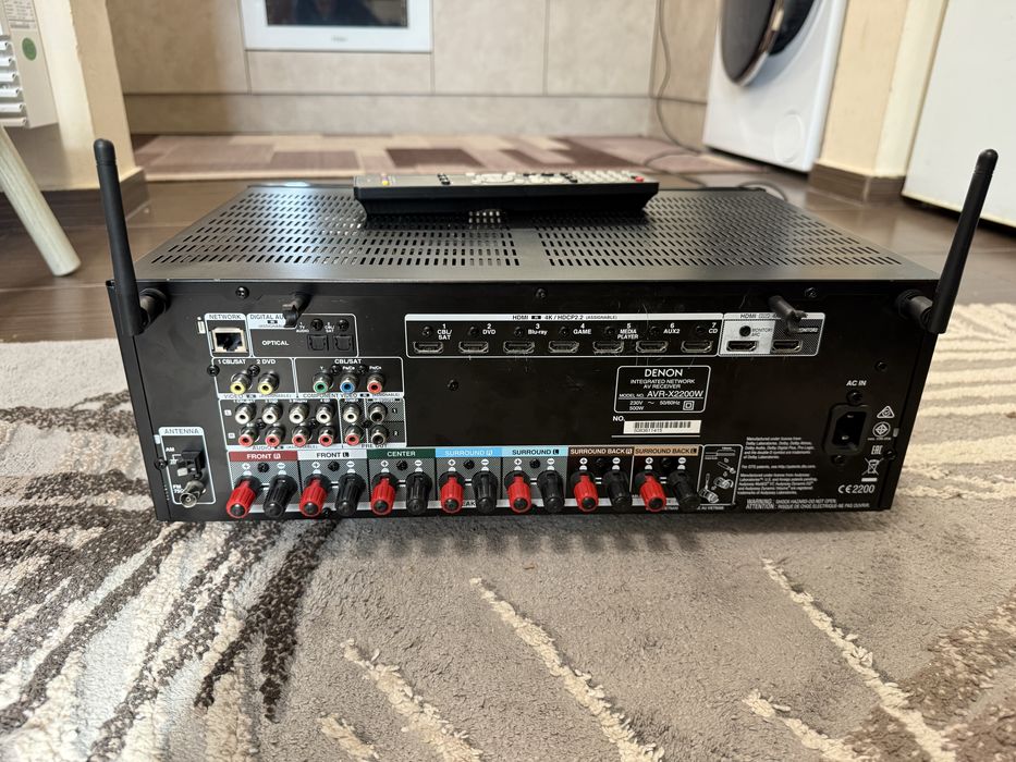 Denon AVR-X2200w Bluetooth Wi Fi