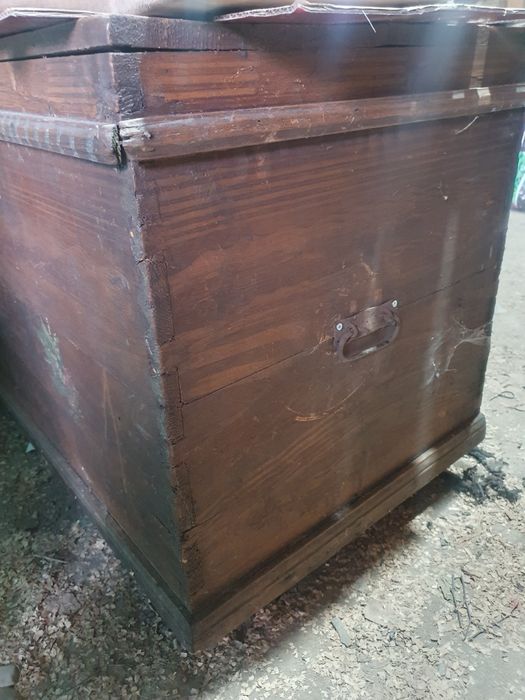 Стар дървен сандък