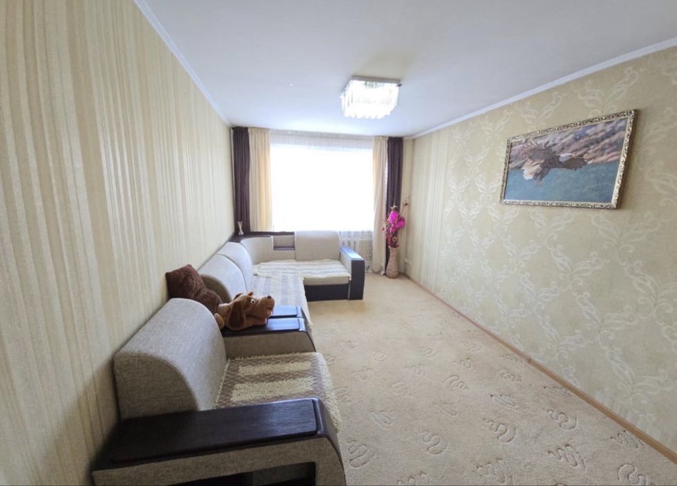 Диван угловой.