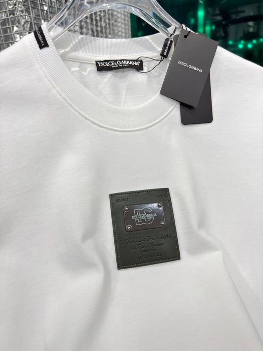 Oferta! Tricou luxury.Model superb. Toate mărimile disponibile