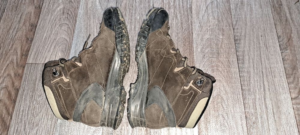 Lowa __Gore__tex__Дамски  Боти 37. 1/2