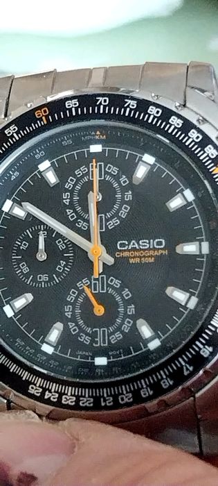 Продавам часовник CASIO MTP 4500D-1AV.