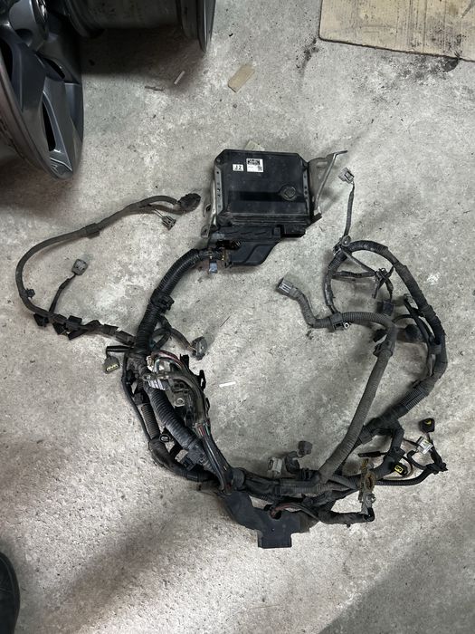 Проводка двигателя (коса) Toyota Corolla E150