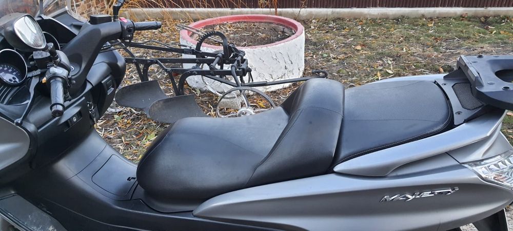 Yamaha majesty 400