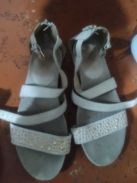 Обувь на 35-36  размер