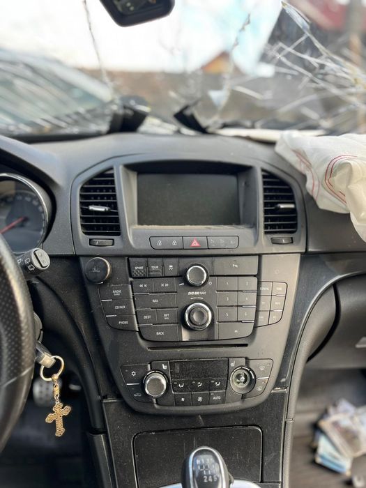 Dezmembrez Opel Insignia 2.0 Diesel manual/automat, break/limuzina