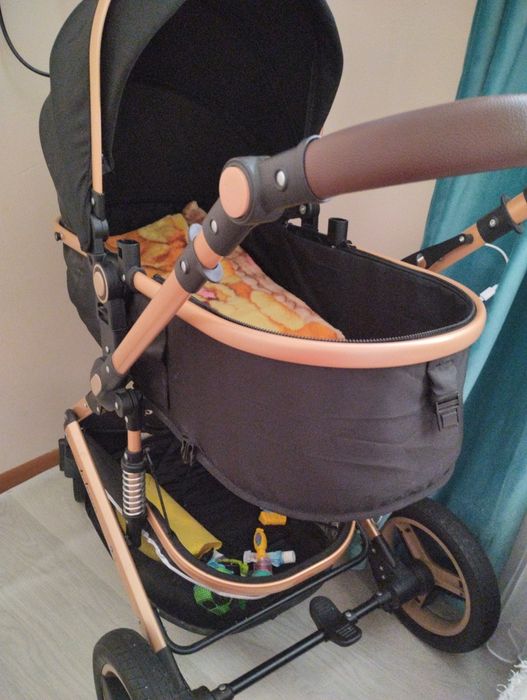 Коляска детская прогулочная