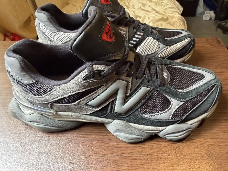 Продавам New Balance 9060
