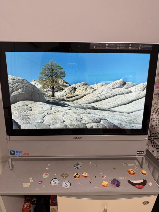 All in one Acer Z5801 touch screen